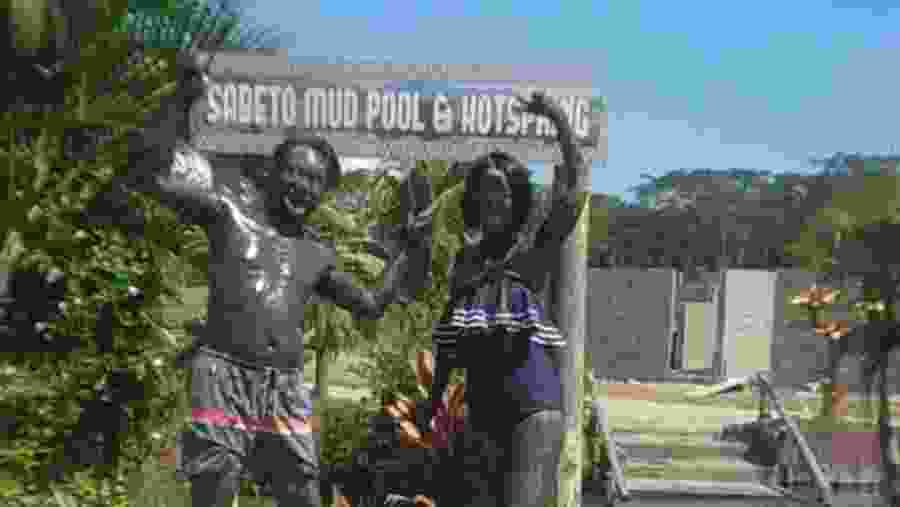 Enjoy at the Mud Pool and Hot Spring