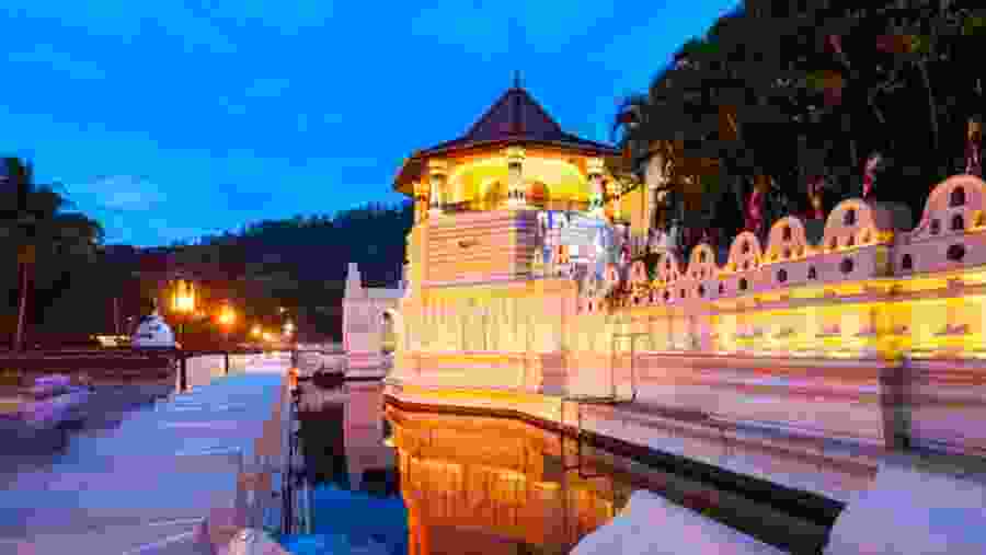 Temple of the Sacred Tooth Relic, Kandy