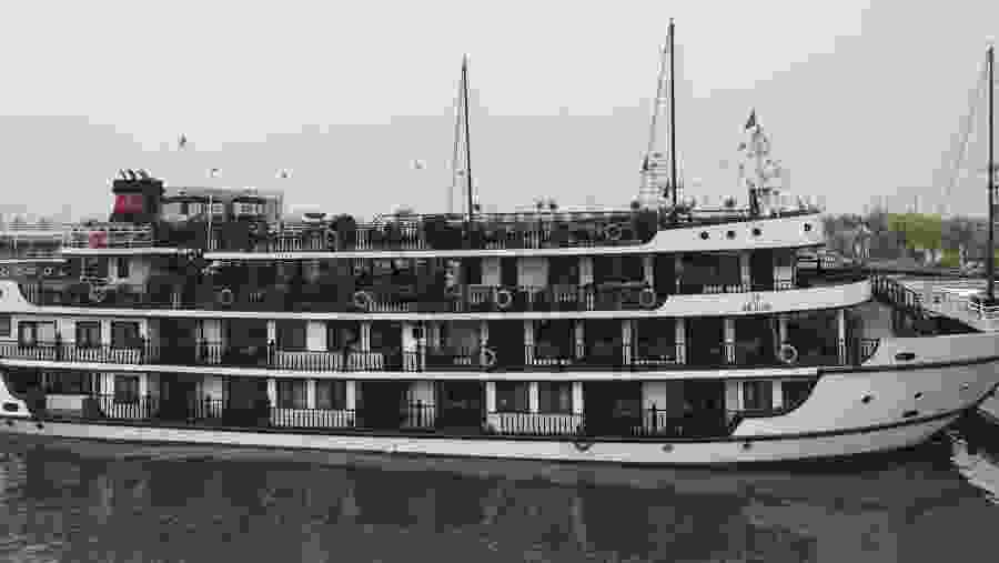 Take a cruise on Halong Bay