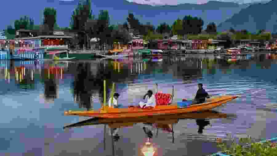 Shikara in Dal Lake