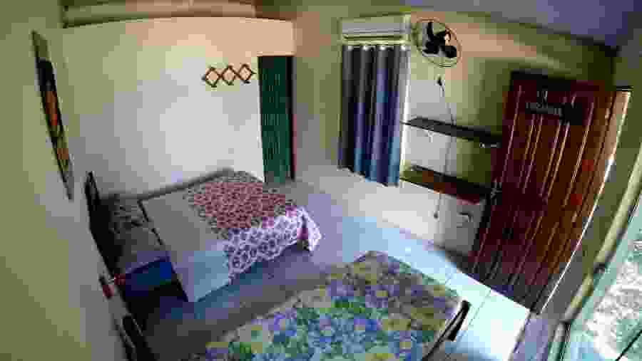 Live in comfortable rooms