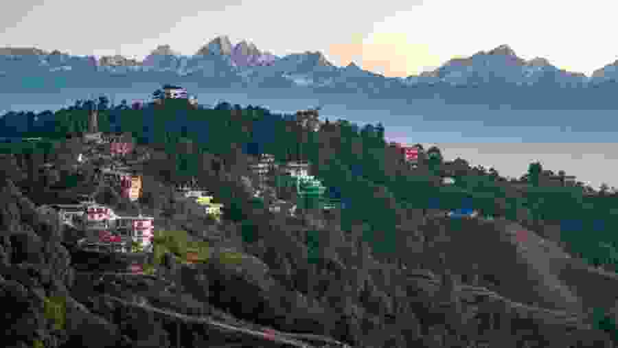 Hike from Nagarkot to Changunarayan