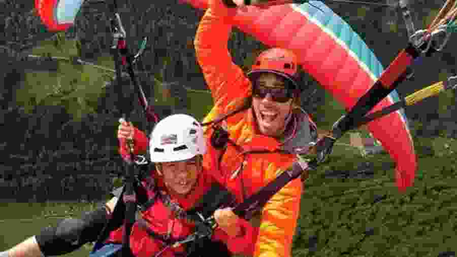 Paragliding experience at Santo Domingo