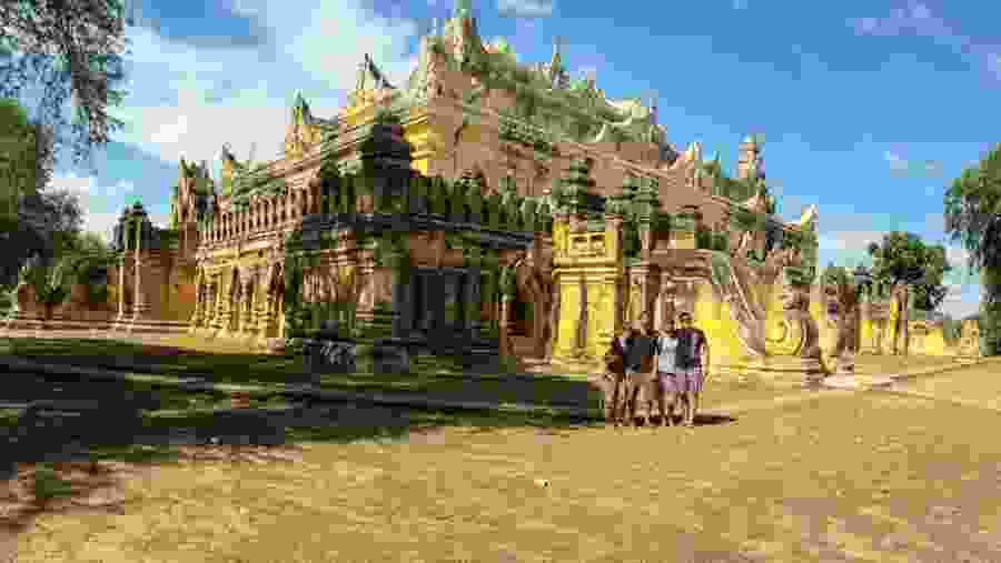 Maha Aungmye Bonzan Monastery