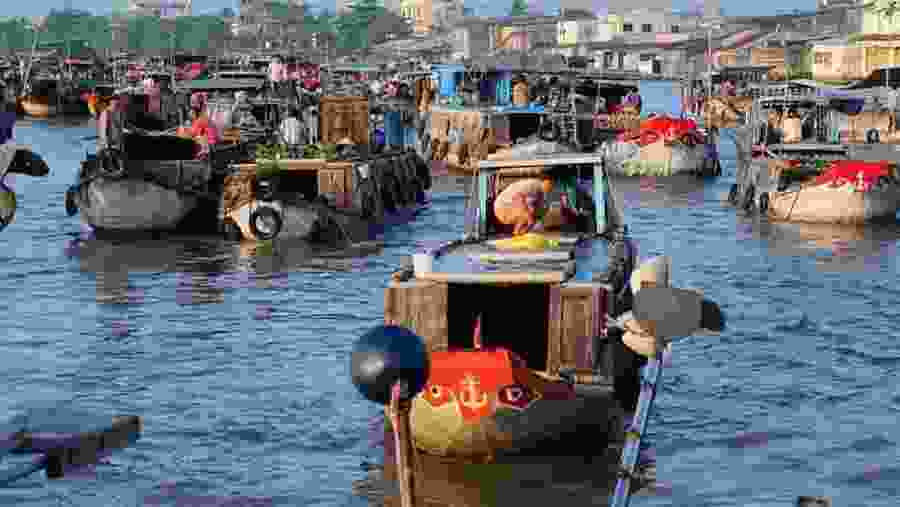 Cai Rang Famous Floating Market in Can Tho