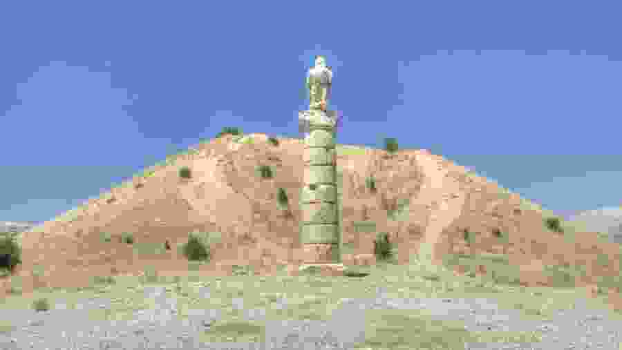 Karaku Tumulus Eagle, Turkey