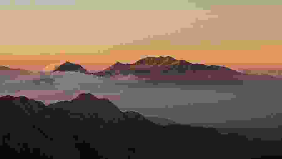Spot scenic views