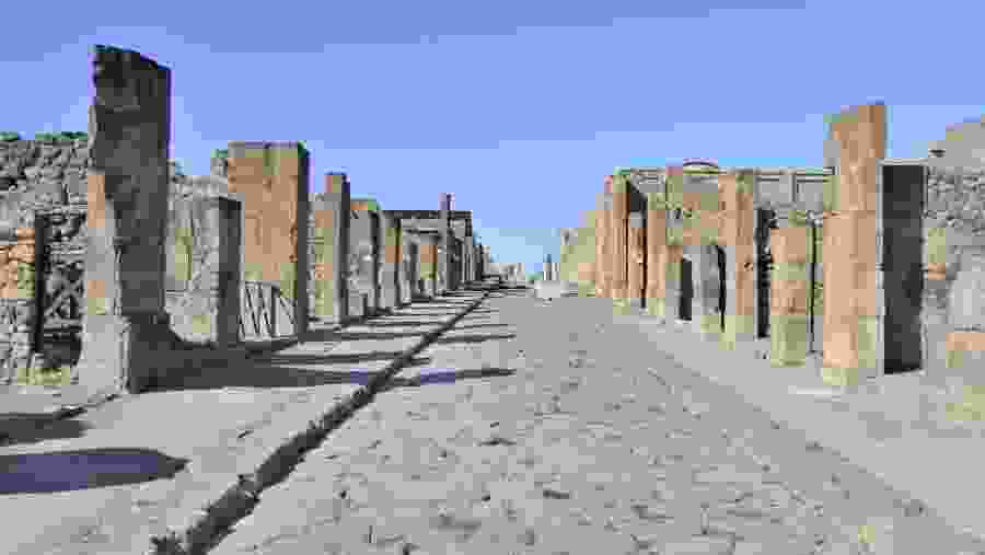 Main Gate (Via dell'Abbondanza)