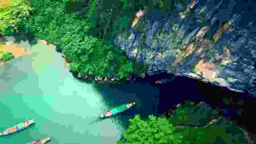 Boat Trip to Phong Nha Cave