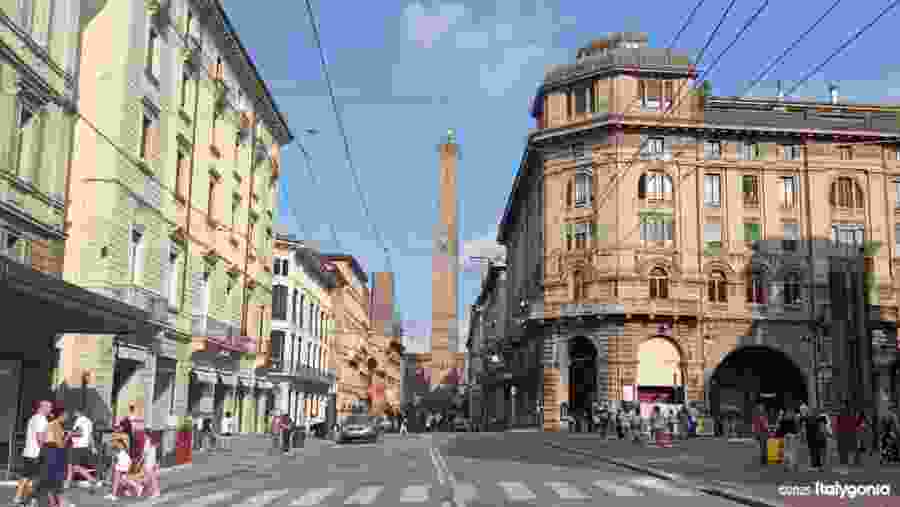 Bologna walking tour