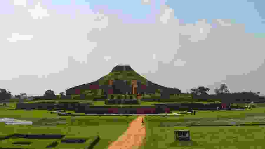 Somapura Mahavihara (Buddhist Vihara)