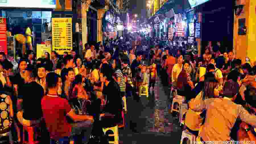 Buzzing Market Of Hanoi