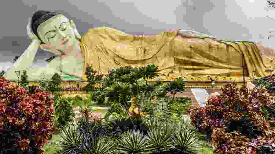 Shwe Tha Lyaung Pagoda, Bago