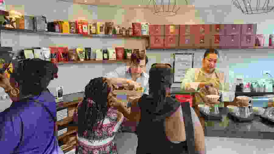 Geisha coffee making