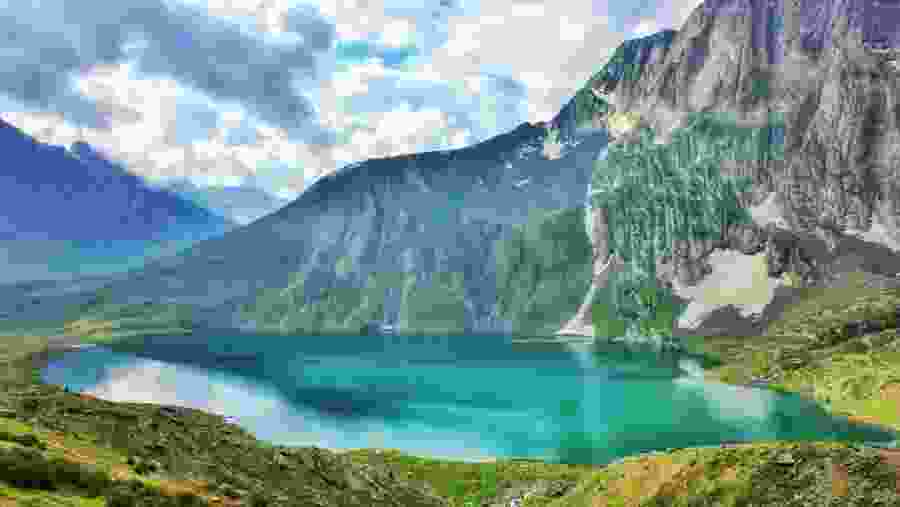 Dal Lake, Srinagar, Jammu and Kashmir
