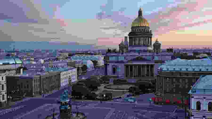 Admire Russian architecture