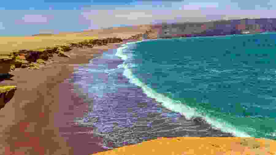Playa Roja, Paracas National Reserve