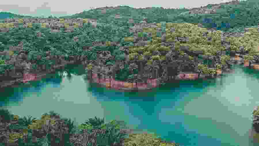 Spot scenic views