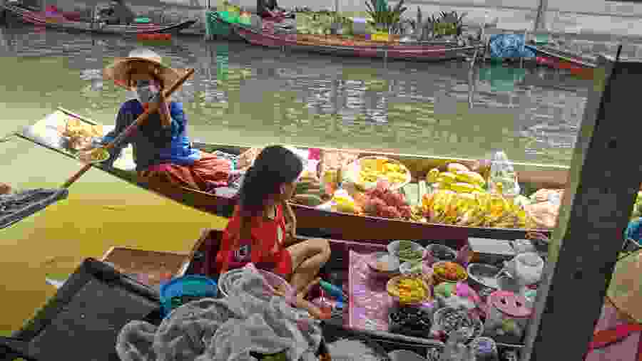 Floating Market