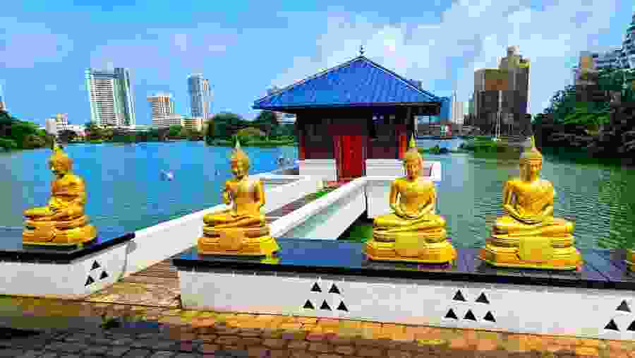 Pay your respects at the Gangaramaya Temple