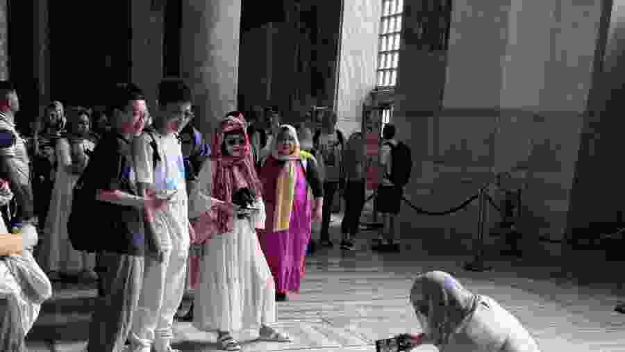 Interactive tour experience