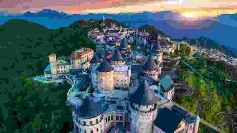 Venture to the scenic Ba Na Hills