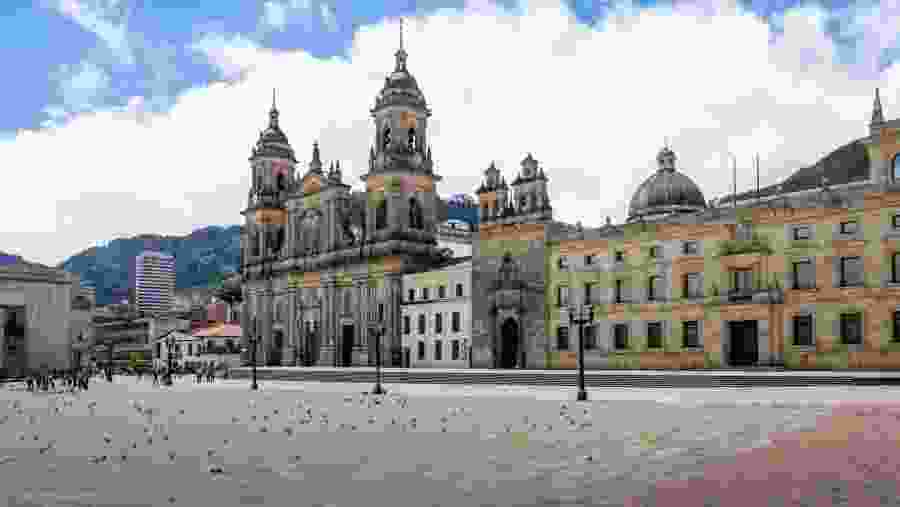 Bolivar Square