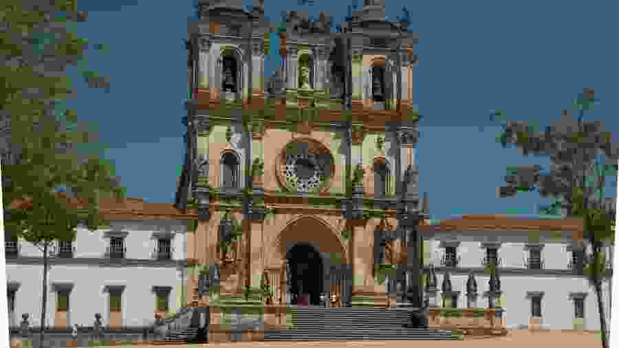 Visit Alcobaça Monastery