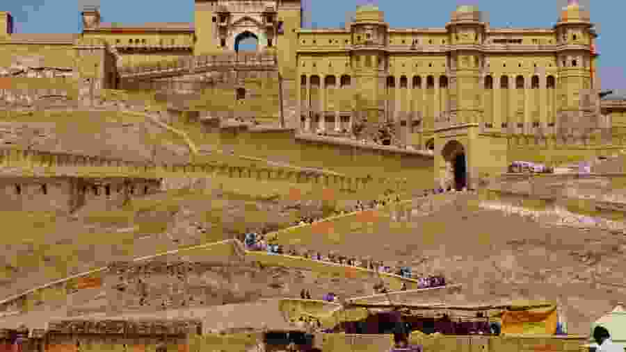Explore Amber Fort, Jaipur
