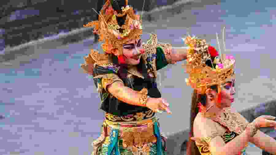 Performance at the Uluwatu Temple
