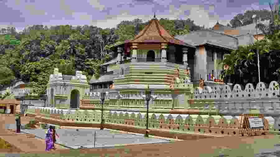 Temple of Tooth Relic, Kandy