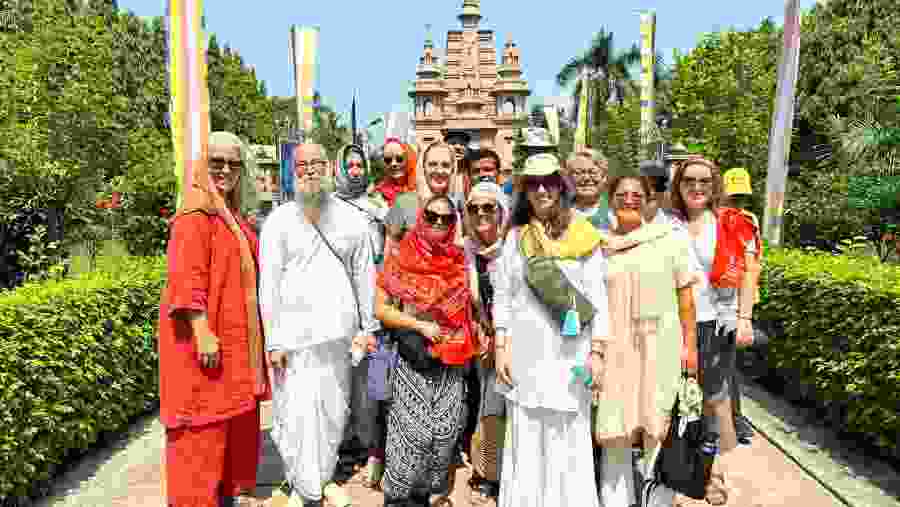 Sarnath Tourists