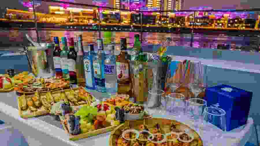 New Year Dubai Yacht Experience