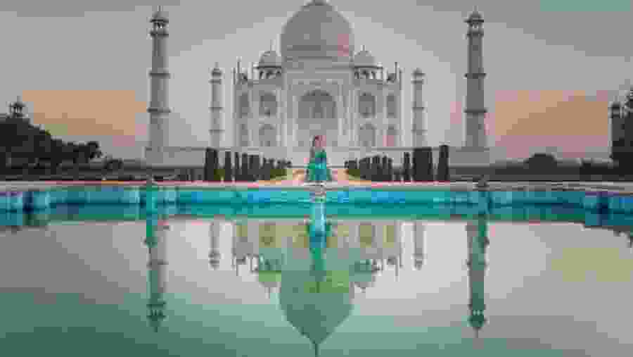 Taj Mahal scenic views