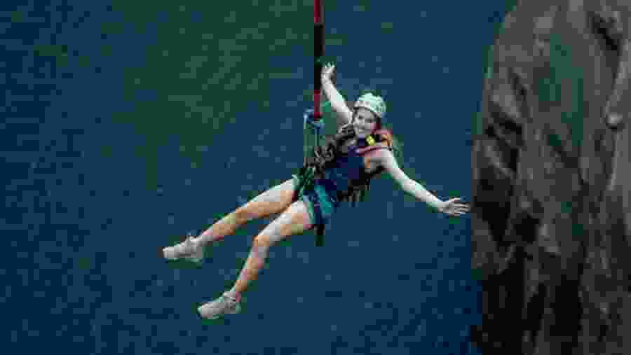 Rope Jump Adventure in Lakshapana