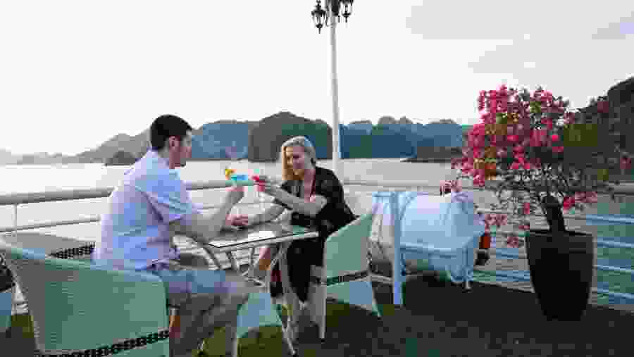 Romantic On La Pinta Cruise sundeck