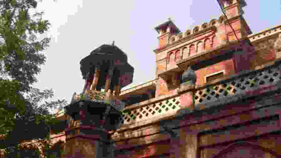 View the architectural gems in Bangladesh