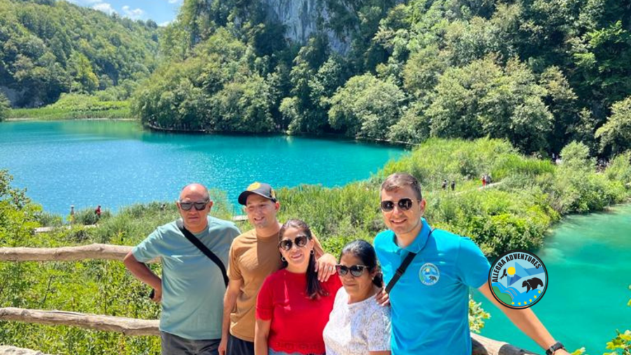 Enjoy at Plitvice Lakes Tour