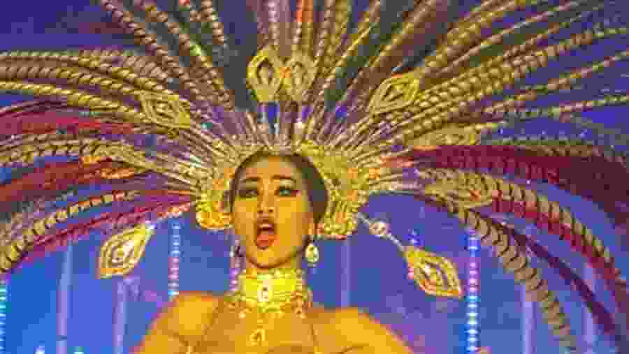 Traditional dance performance by locals in Chiang Mai