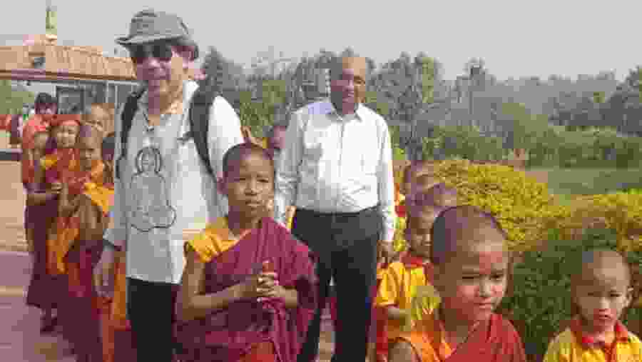 Children Buddhist Monk visit with our guide in Boddha Tour.