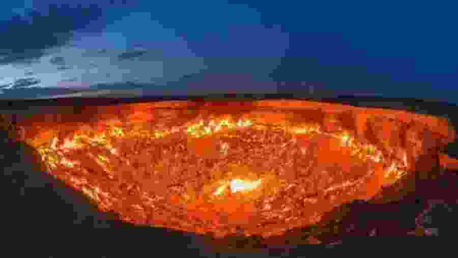 Darvaza gas crater