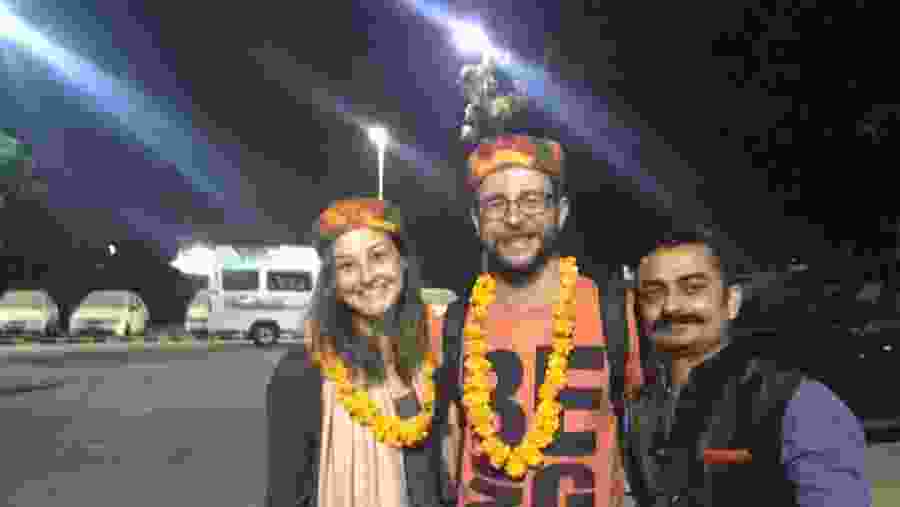 Warm Welcome with Garlanding 