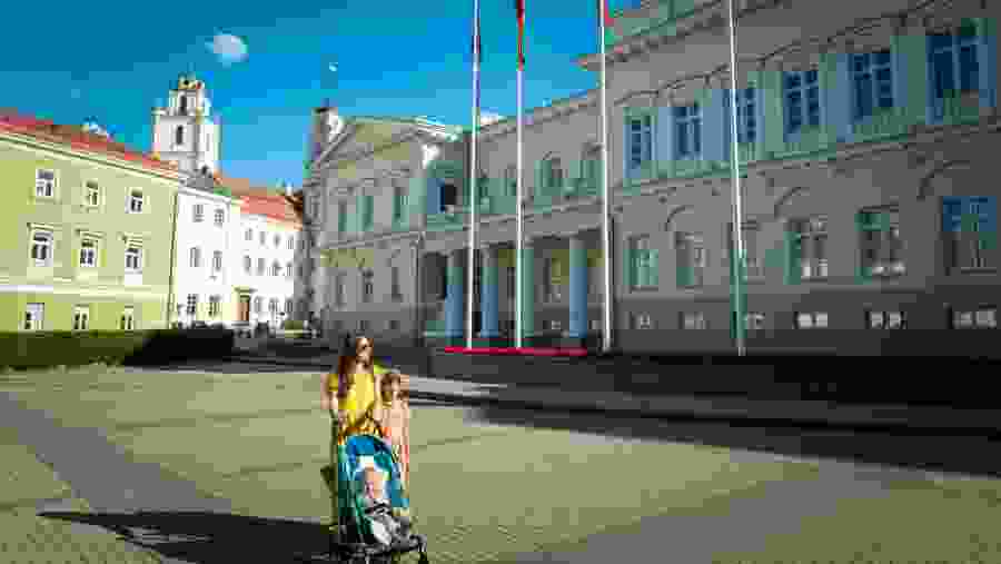 Photoshoot Tour in Vilnius Old Town, Lithuania