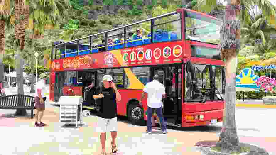 Double Decker Bus For Sightseeing
