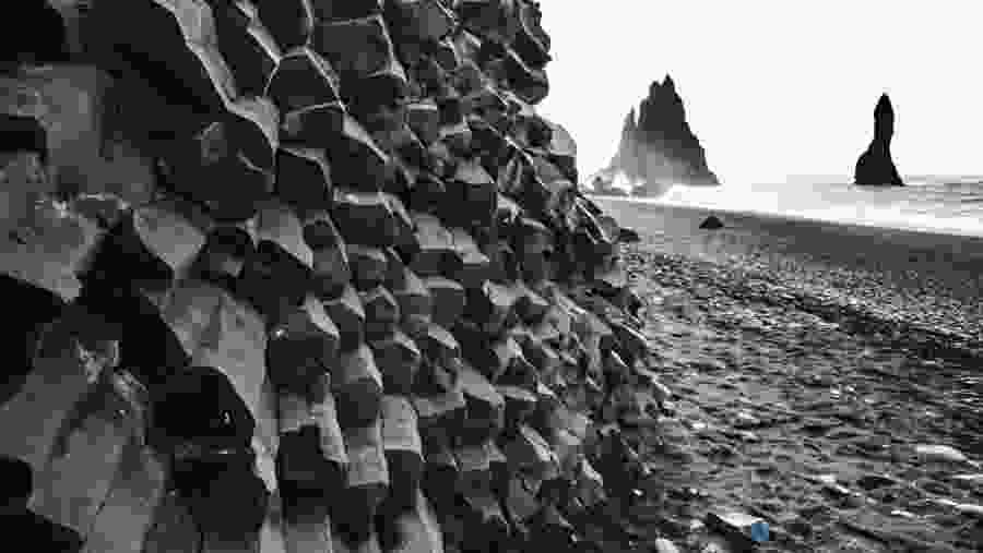 Basalt rock formations and black beaches, name a more iconic duo!