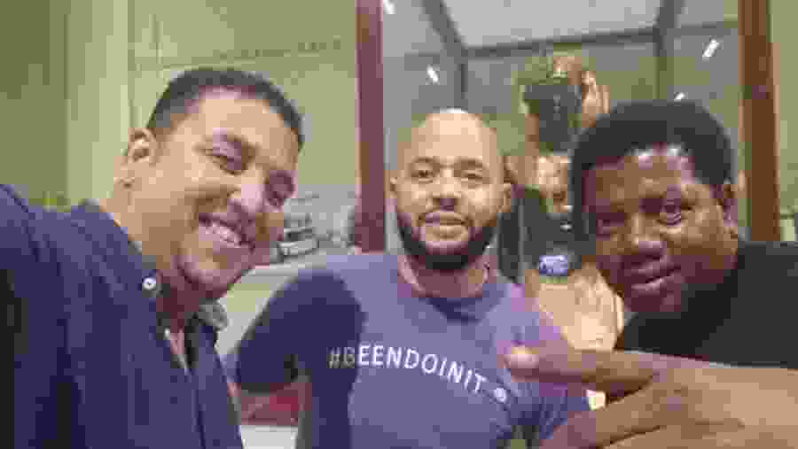 Take a selfie with artifacts in the Egyptian Museum