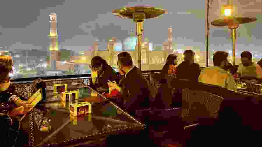 Aesthetic cafe
