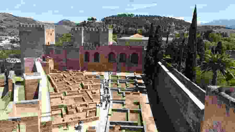 Alhambra , Alcazaba