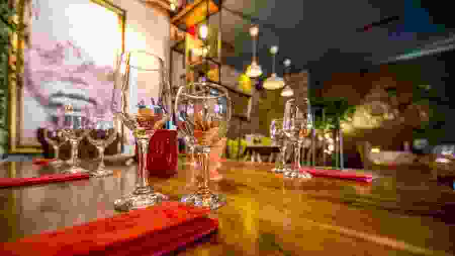 wine tasting