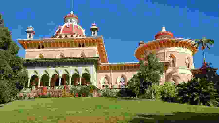 Visit the stunning Palacio de Monserrate